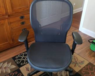 Desk chair
