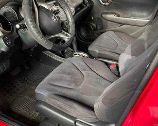 very clean, new mats