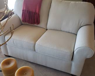 Matching Flexsteel loveseat
