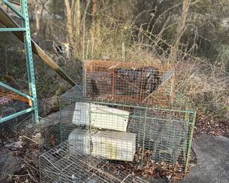 Metal animal traps 