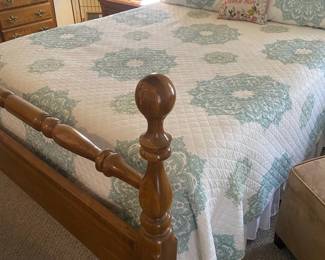 Fine Oak Stained Queen Bed