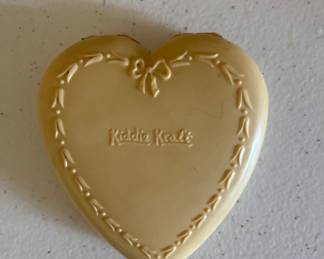 Child’s Bracelet Box