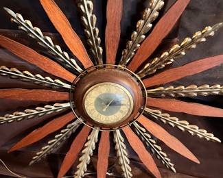 Vtg. Electric Wall Clock