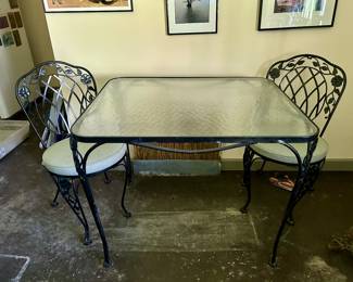Woodard patio table and 2 chairs