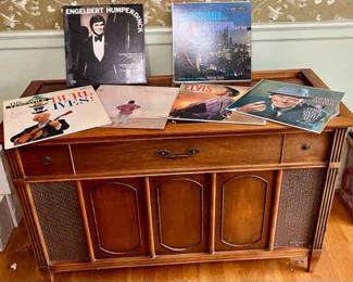  015 328 Vintage Stereo  Albums 