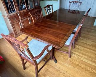 305 Vtg Mahogany Dining Set