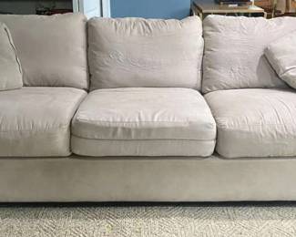 266 Haverty Sofa 