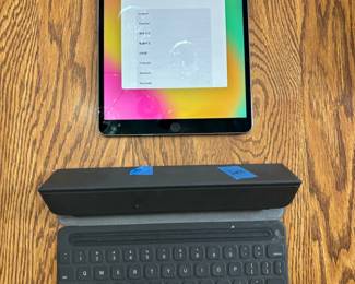 001 iPad Pro 10.5 In