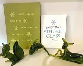  004 339 Steuben Glass Collection 