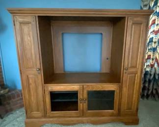 253 Large Entertainment Center 