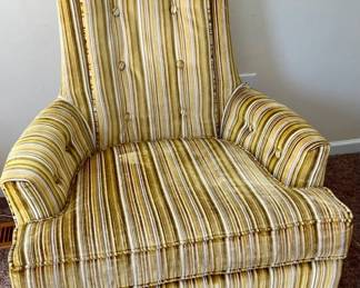  018 521MidCentury Lounge Chair