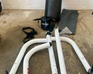 106 Boxing Bag W Stand