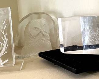 336 Glass Paperweights