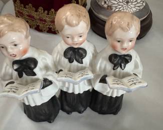 Vintage choir Porcelain Figure
