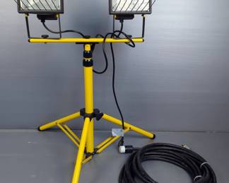 Halogen Work Lights On Adjustable Tripod Stand