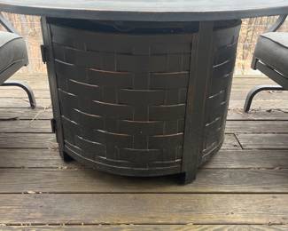 Gas fire pit