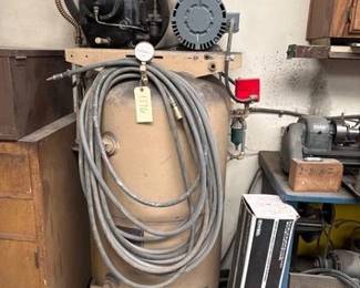 1176  Air Compressor