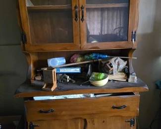3010  Cabinet with Contents
