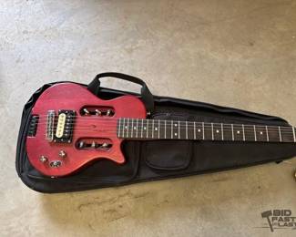 1008  Traveler Guitar Escape EG1 with Carrying Case
