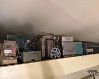 3514  Compco 800 Argus Projector Bell and Howell 8mm Projector Webcor record player Soundesign speaker