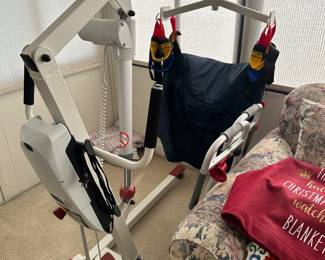 Hi-Fortune 500 lbs Electric Patient Hoist, also known as a patient lift or Hoyer lift. 