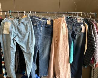 New with tags pants! 