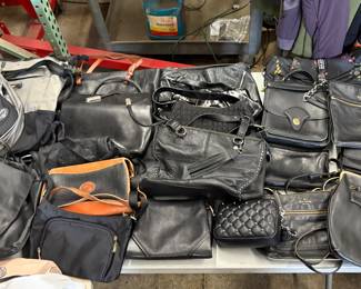 Woah!!! $10 purse section #1