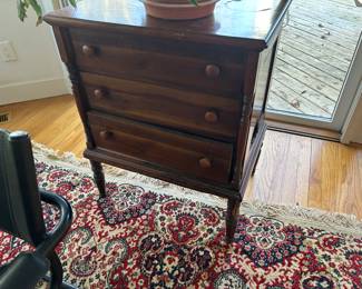 ANTIQUE 3 DRAWER CABINET. 