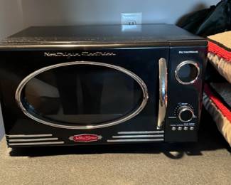 Retro Microwave