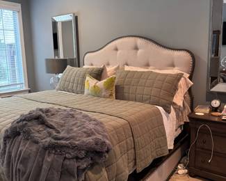 King Bed room suite from Bassett