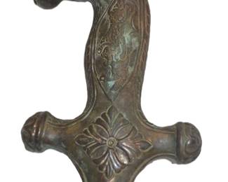 Lion head hilt