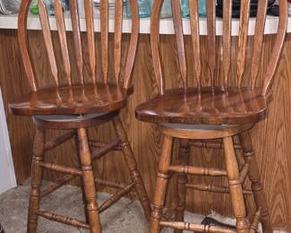 2 Bar Stools