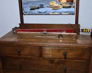 Antique Dresser wirg with Mirror 