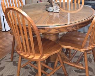 Round Oak Kitchen Table with 4 Chairs