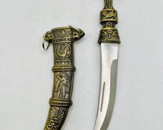 Knife in Sheath HK862