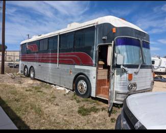 Side View of Eagle Bus
