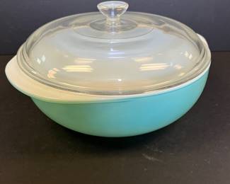 Pyrex turquoise casserole dish