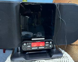 Brookstone radio/cd player