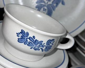 Pfaltzgraff Dishware, Pattern, Yorktowne. 