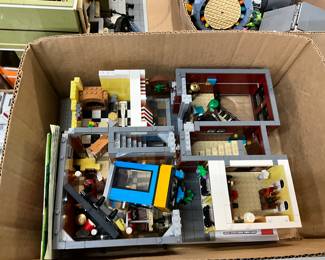 Lego - Possibly the Detective's Office