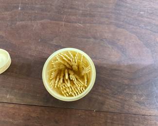 Plastic to Resemble Ivory Appetizer Forks Holder