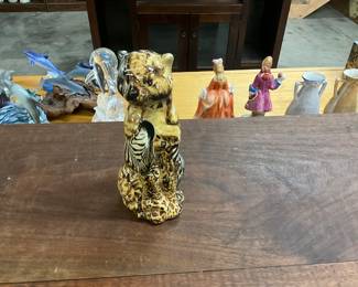 Leopard Ceramic Figurine