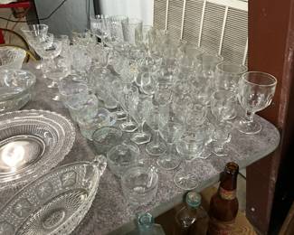 Clear Glass Glasses, Cups, Goblets