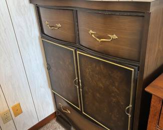 Dresser to matching piece