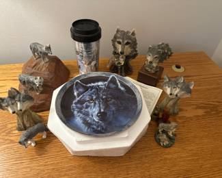 Wolf Decor