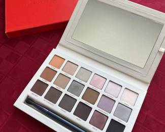 NIOB Beautycounter Eyeshadow Palette