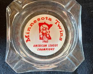 1965 MN Twins American League Champions Ash Tray (AS IS)
