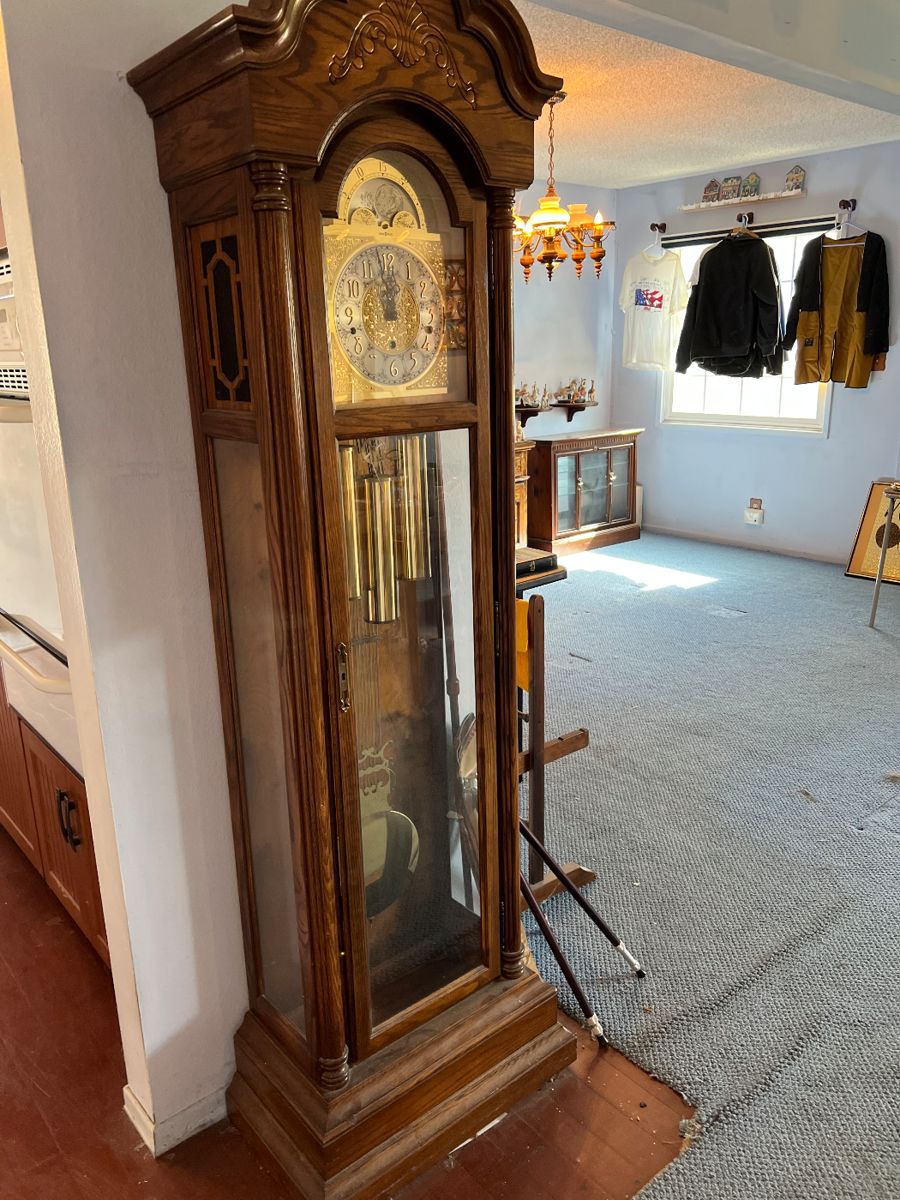 Howard Miller Grandfather clock make an offer!