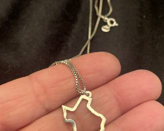 STERLING TEXAS PENDANT AND CHAIN -ESTATE PIECE