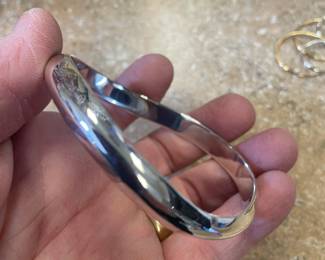 COOL SHAPE STERLING BANGLE